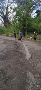 GOTONG ROYONG TAMBAL JALAN